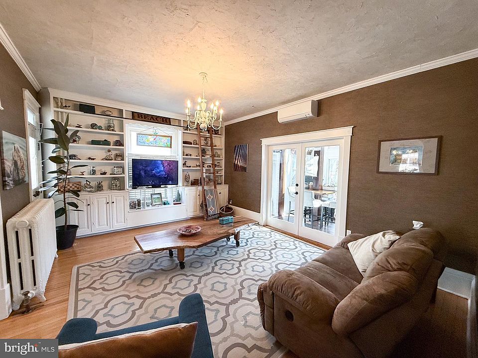 105 Linden Ave, Mercersburg, PA 17236 | MLS #PAFL2032970 | Zillow