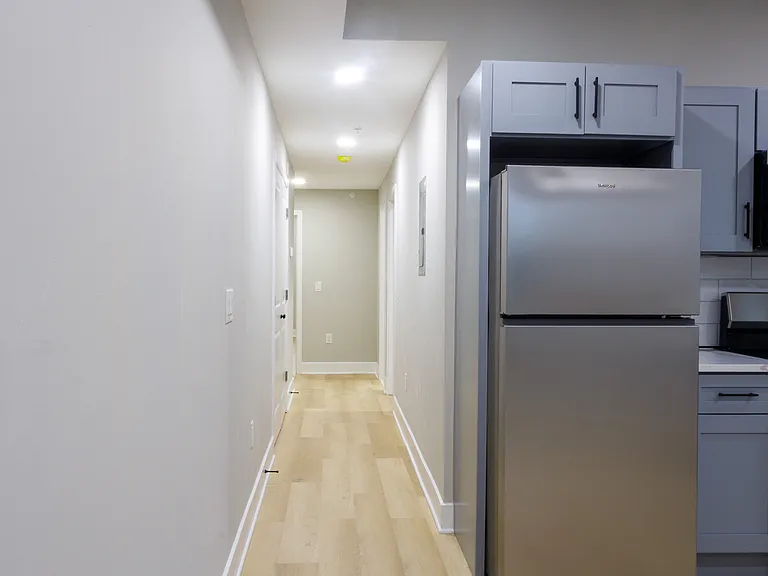 1201 Lindley Ave #4 — Photo 17