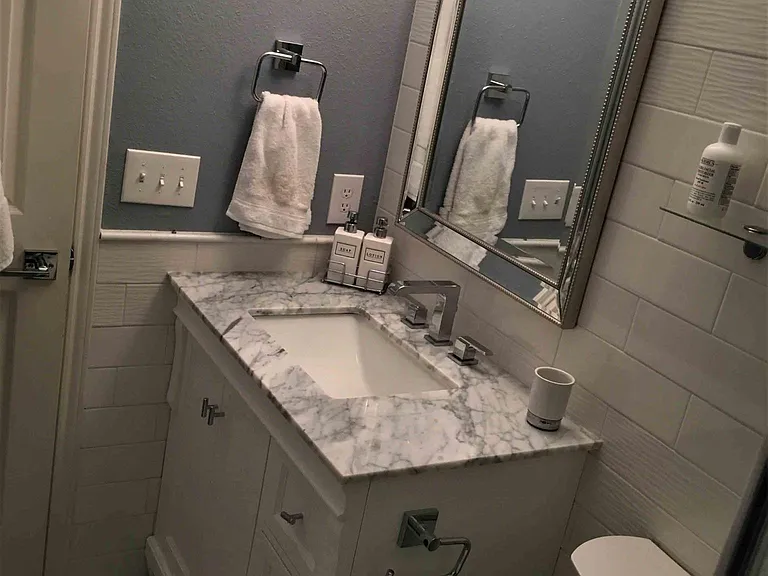 1307 Kinney Ave #120 — Photo 30
