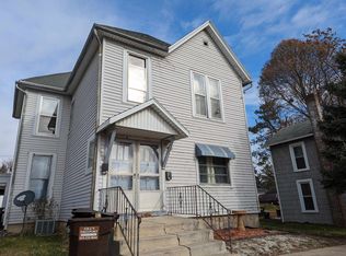 736 W Galena Ave, Freeport, IL 61032
