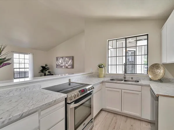 1312 Puebla Way, Roseville, CA 95747