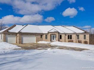 10830 Centerline Rd, Lowell, MI 49331