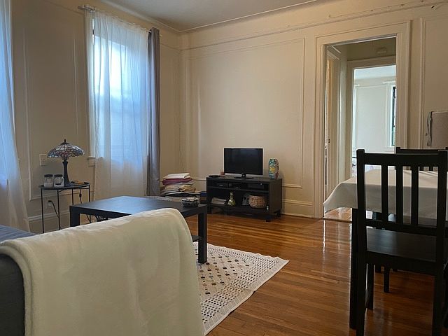 1st image of 30-79 33rd St #D3