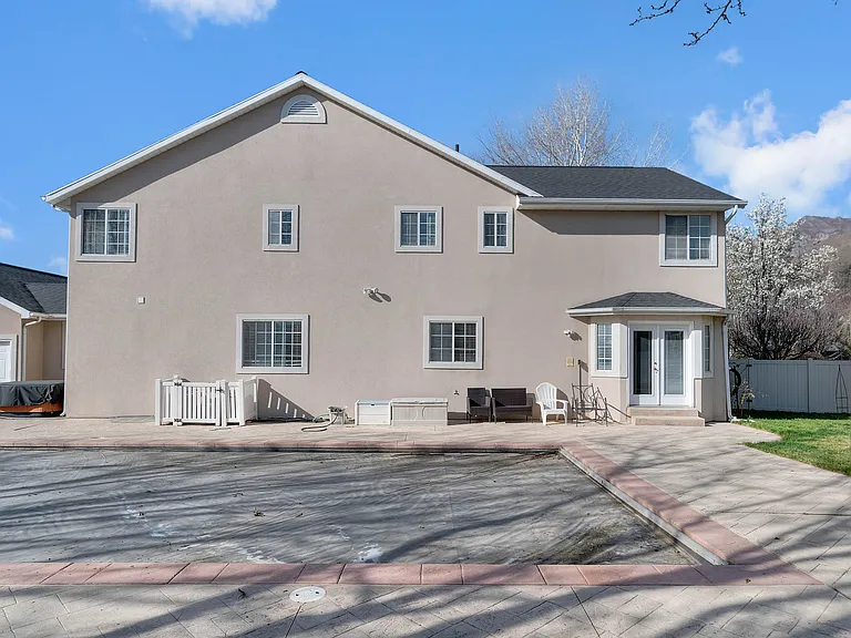 840 S East Mountain Cir — Photo 38