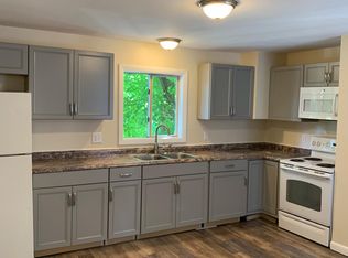 247 Boyden St APT 1, Woonsocket, RI 02895