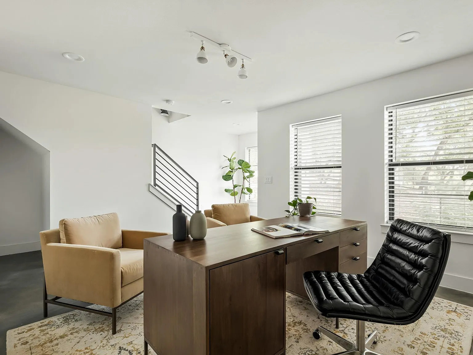 2 bed, 2.5 bath, 1680 sqft, $3,750 — Photo 4