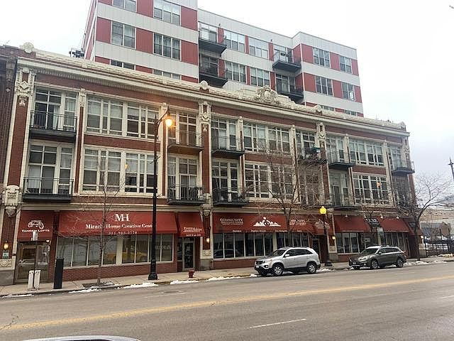 1st image of 1601 S Michigan Ave APT 505