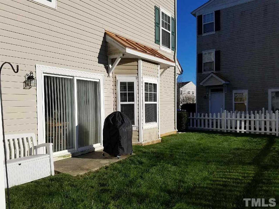 2nd image of 2211 Raven Rd Unit 100