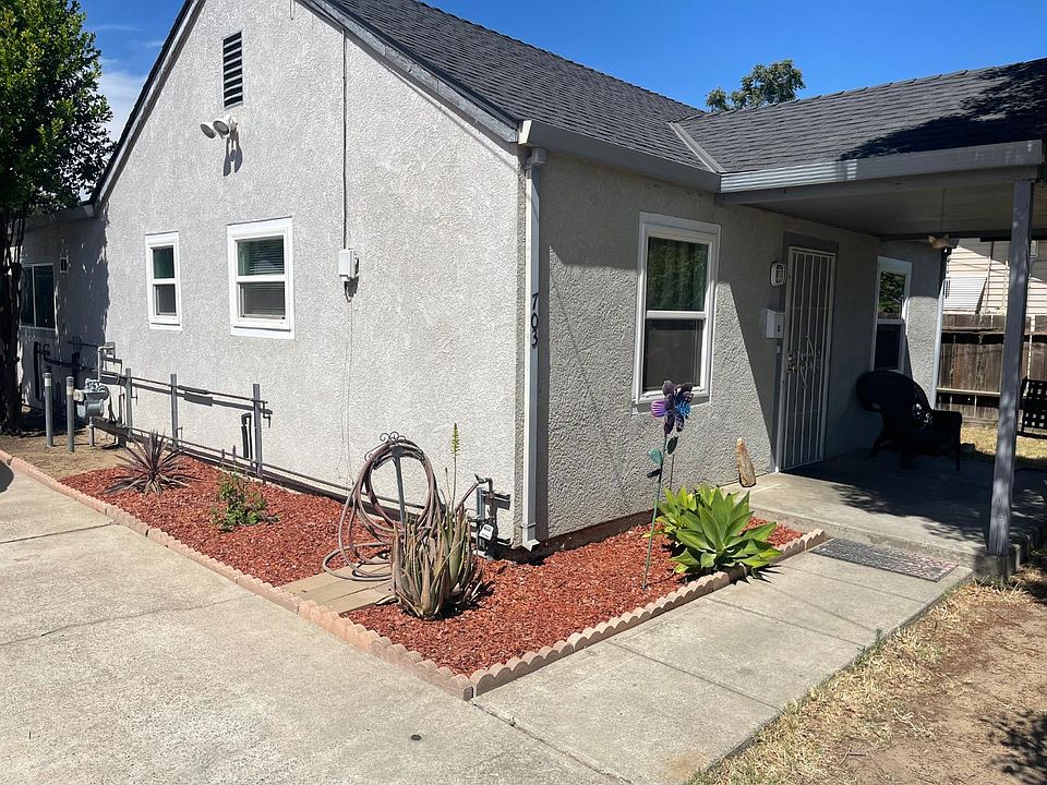 1st image of 703 Flower St