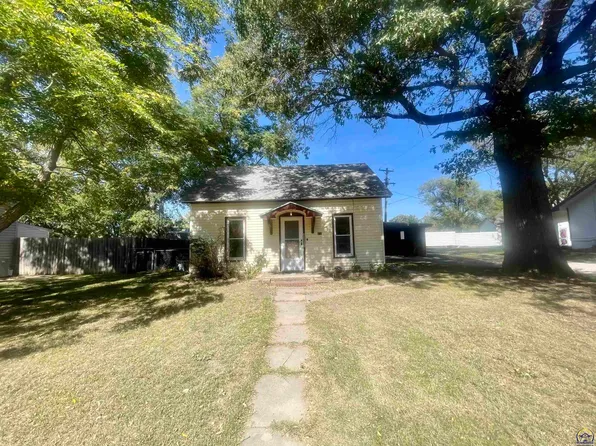 208 E Mercer St, Scranton, KS 66537