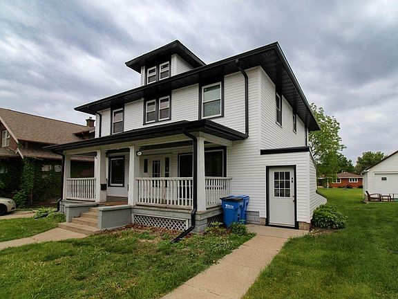2nd image of 811 G Ave