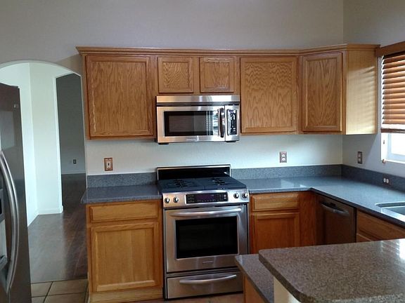 5th image of 9523 N Mission Valley Pl