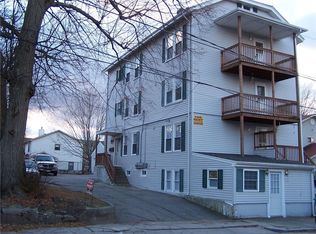 118 Jeffers St, Woonsocket, RI 02895