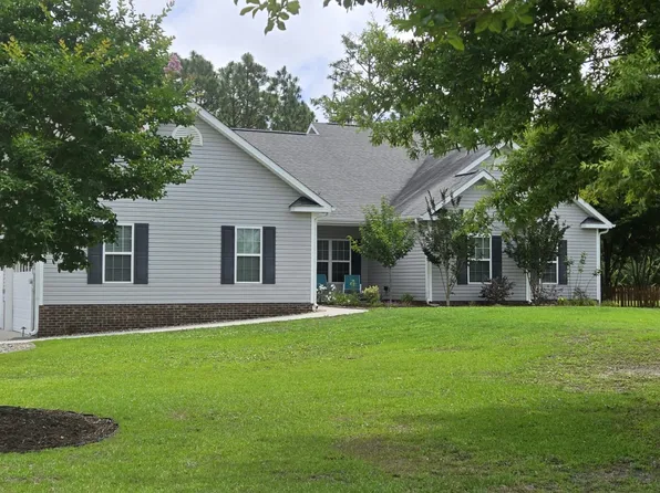 133 Tifton Circle, Cape Carteret, NC 28584