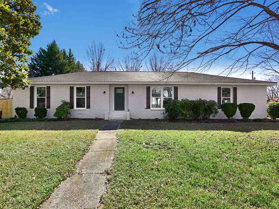 1st image of 2116 Buckingham Dr SW