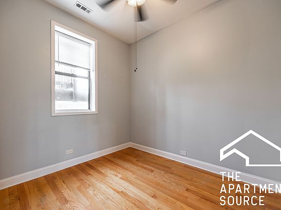 5th image of 2124 N Milwaukee Ave APT 2R