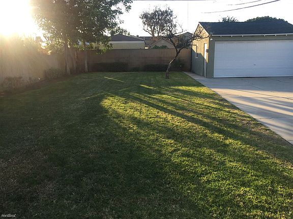 DenkerBackyardWest