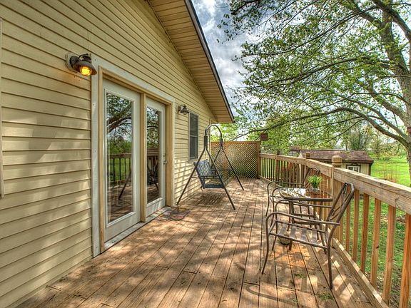 5th image of 2491 Curren Dr