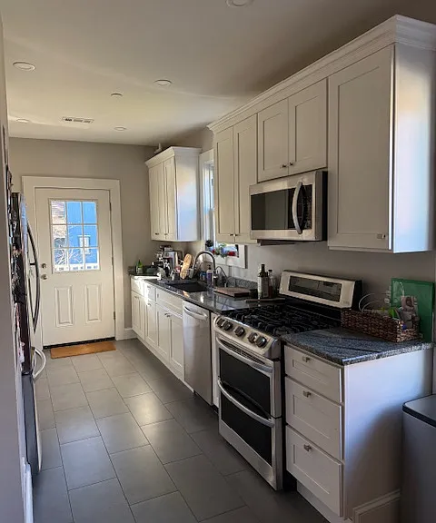177 Highland St #3 — Photo 9