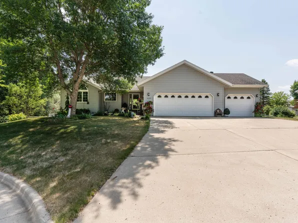 1513 Westside Dr, Fergus Falls, MN 56537
