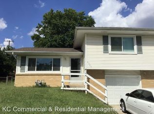 4304 NW 56th St, Kansas City, MO 64151