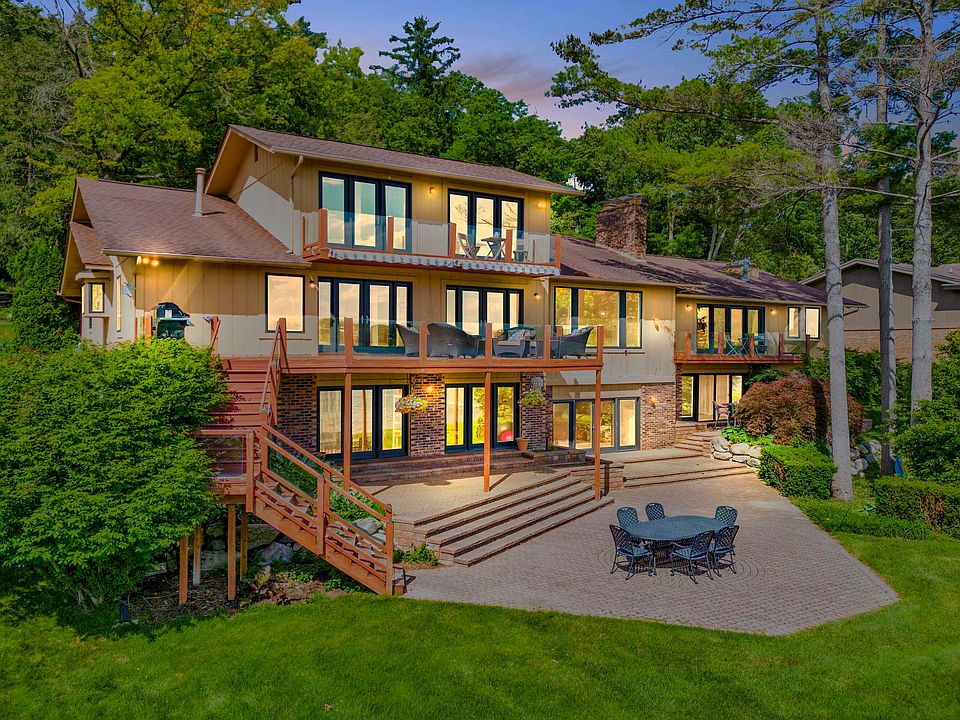 1st image of 6809 Deerhill Dr
