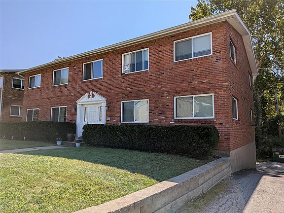2nd image of 9546 Hyde Park Dr