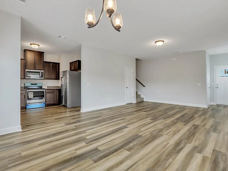 1212 Grayson Ave — Photo 6