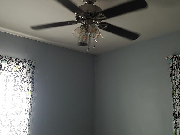 2nd image of 4405 Marcy St