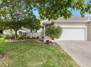 110 SW Robert Younger Dr, Lees Summit, MO 64082