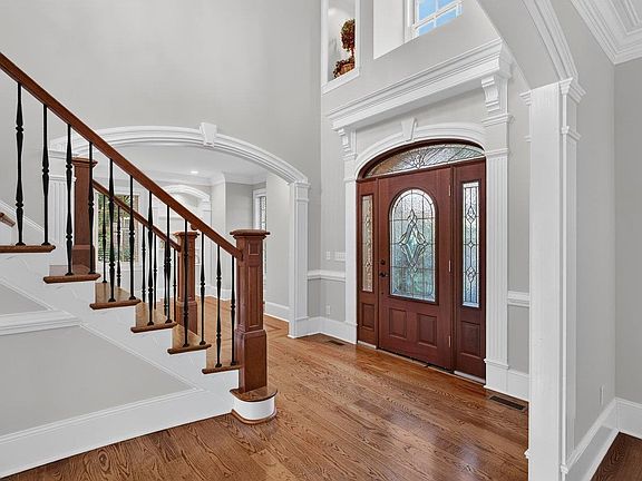5th image of 3874 Traveler Rd