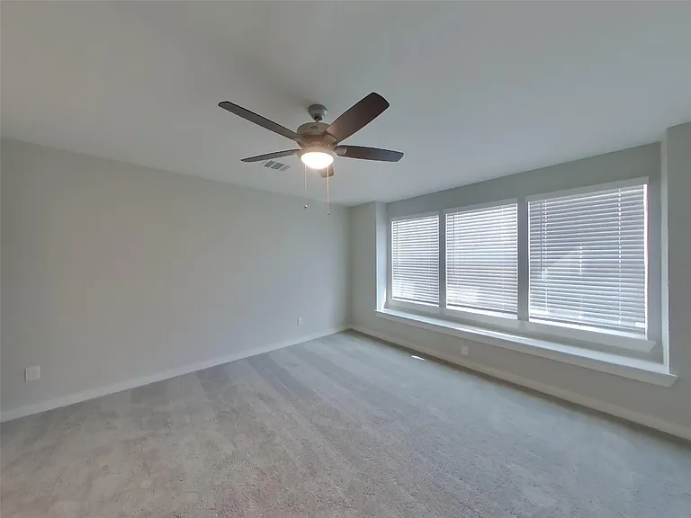 22716 Terrazzo Dr — Photo 9