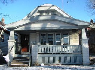 4042 N 6th St, Milwaukee, WI 53212
