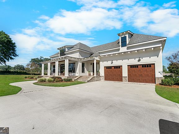 3rd image of 498 Walter L Dasher Rd