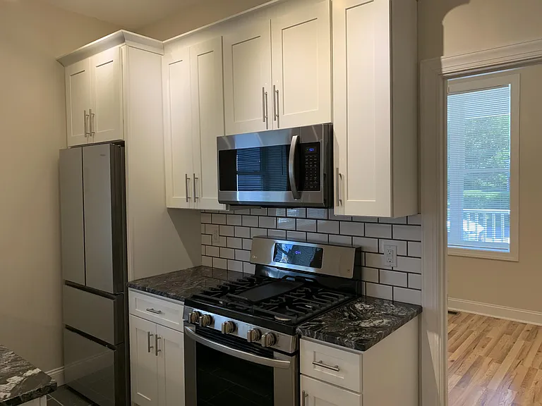 517 N Saint Clair St #1 — Photo 6