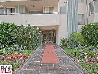 2nd image of 1500 Camden Ave APT 3F