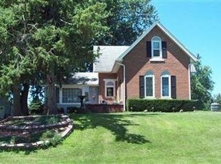 1201 Edmundson Dr, Oskaloosa, IA 52577