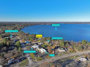 2820 Sunnyside Dr, Cadillac, MI 49601