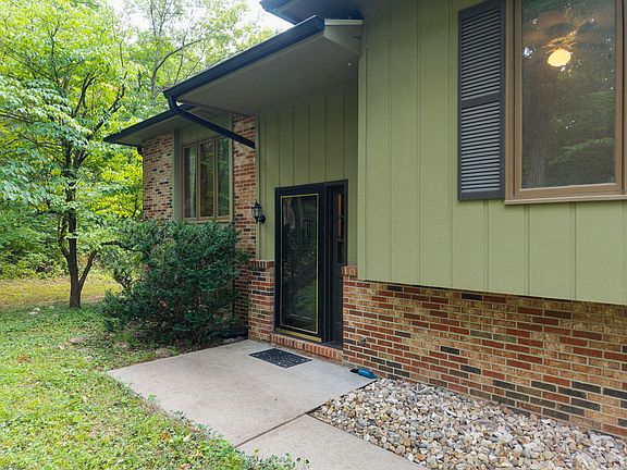 4th image of 7804 Rollingwood West Dr