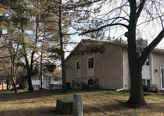 2nd image of 10985 106th Ave N