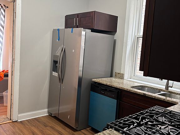4th image of 4915 N Drake Ave #1