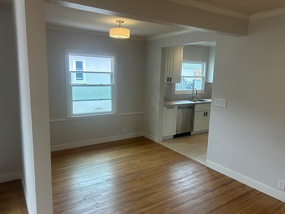 4th image of 7829 McConnell Ave