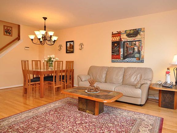 Living Room / Dining Room