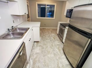 6235 Magda Dr, Osseo, MN 55369
