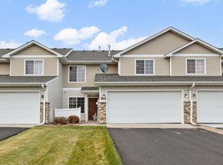 1338 Landsdown Ln, Waconia, MN 55387