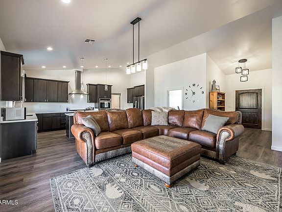 4th image of 10272 FW MCLURE Road