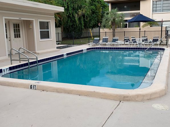 3350 S Osprey Ave APT 202A