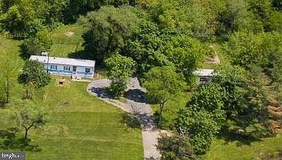 1st image of 1553 Fairfax Pike