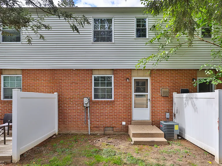 305 S Warminster Rd #D3 — Photo 16
