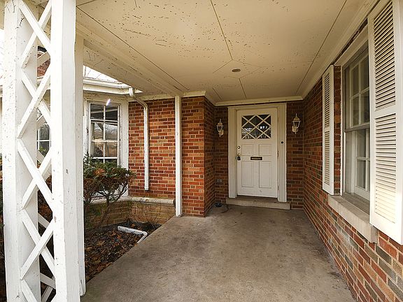 2nd image of 1448 Brassie Ave